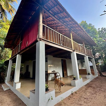 The Sunset Chalet Анжуна Екстер'єр фото